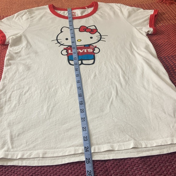 LEVI’S X HELLO KITTY SIZE M Ringer Sanrio Printed Collab T-shirt + Sticker - Picture 5 of 12